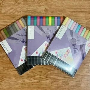 Kuretake Zig Art & Graphic Twin water based markers — 36 colors